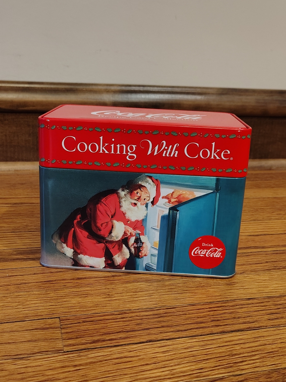 Coca-Cola 'Cooking With Coke' Holiday Tin & Recipe Card Collection